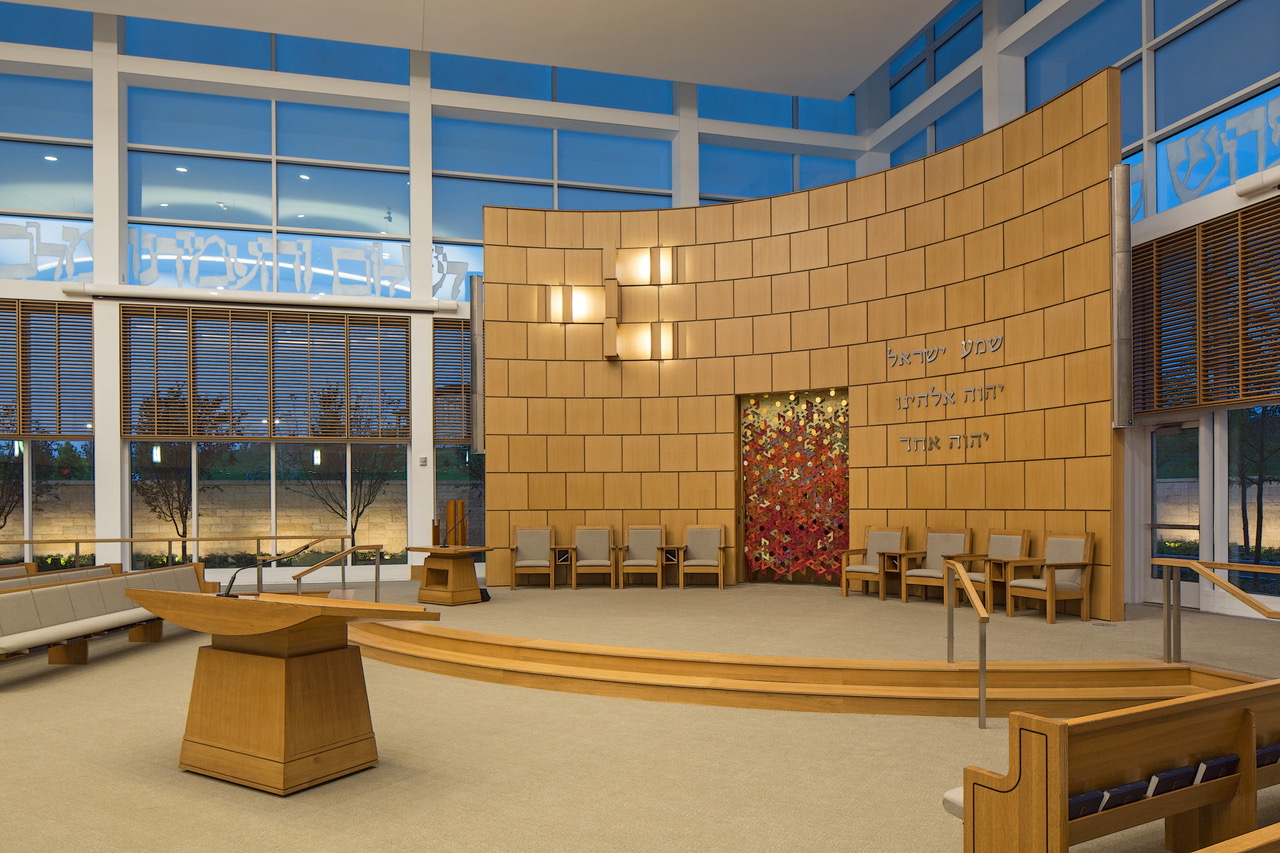 Leave it to a group of common-sense Midwesterners to arrive at a solution to one of the thorniest issues in religion today: How can Jews, Muslims, and Christians co-exist on common ground?