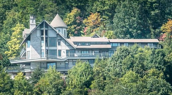Ruppel House hillside view