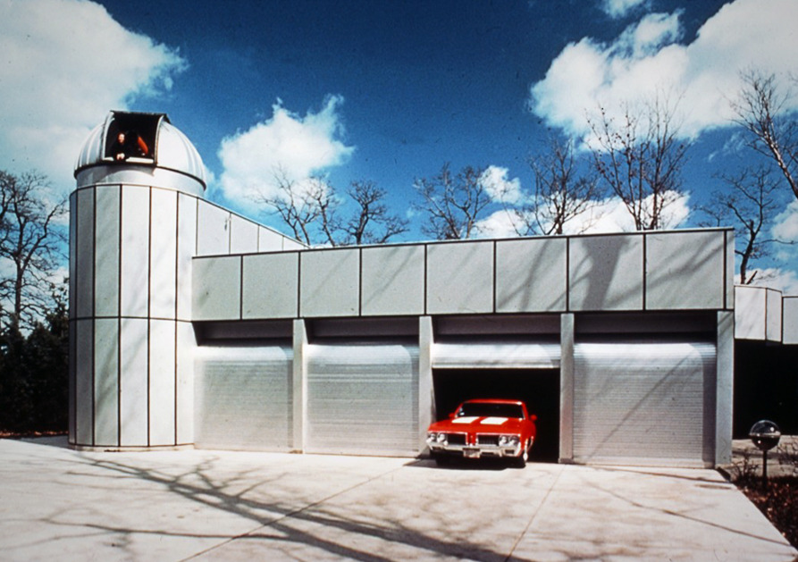 Metal and Glass House exterior
