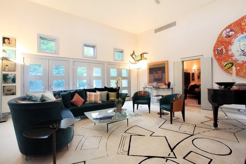 Pochis House living room interior