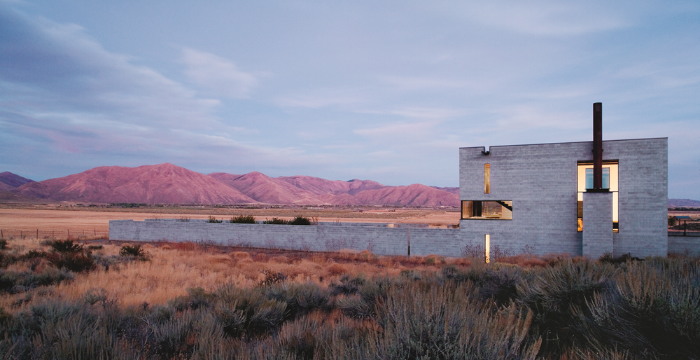 That’s the thesis of a new book from Phaido“Living in the Mountains” features 50 homes on six continents – built in both tropical and alpine environments