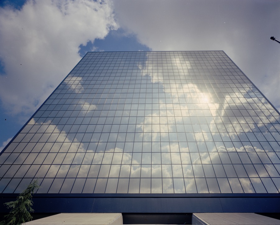 Photographer Wayne Thom arrived in Southern California too late for the midcentury modernists.