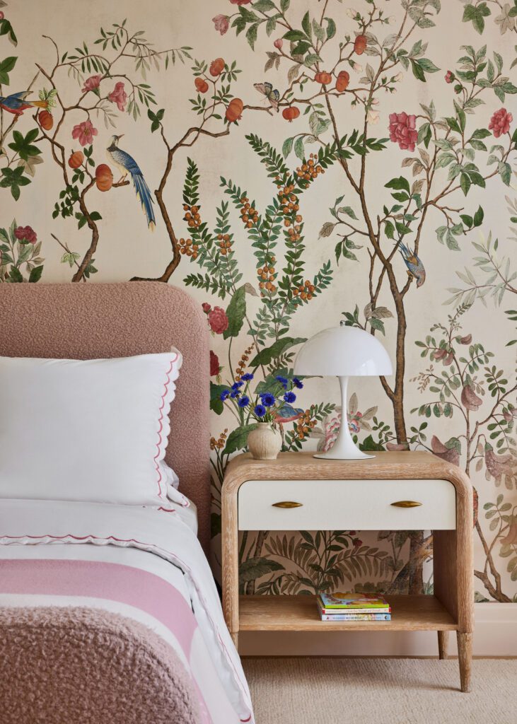 Old-Westbury_Girls-Bedroom_005-731x1024