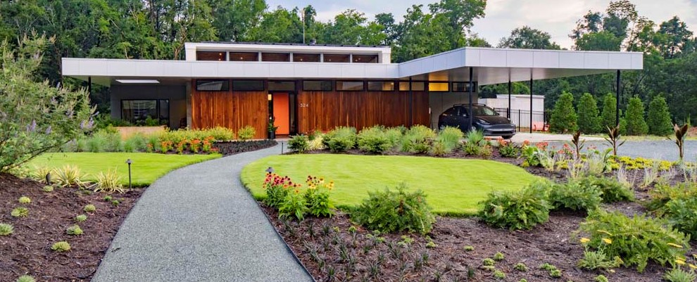 That’s because one of its owners actually grew up in Brazil, the son of American missionaries.