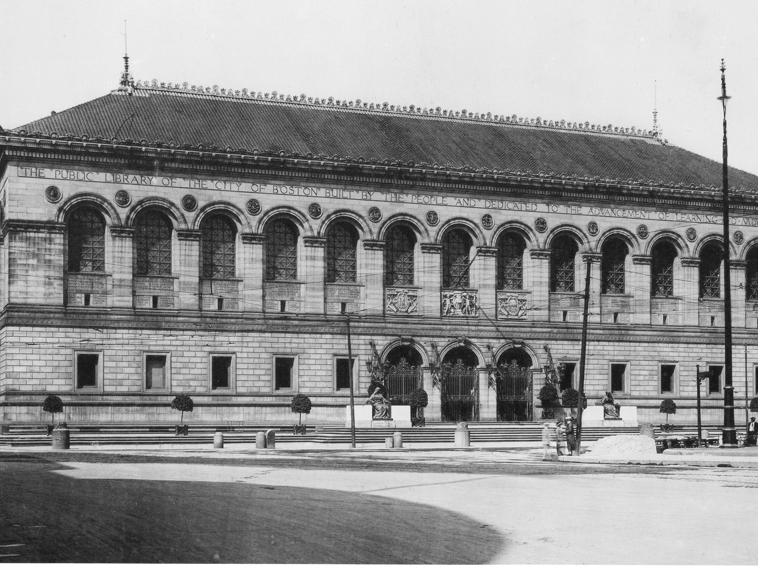 This was no ordinary gift. Scott, an internationally known architect and principal emeritus at Hartman-Cox Architects, turned over the definitive four-volume monograph of work by McKim, Mead & White.