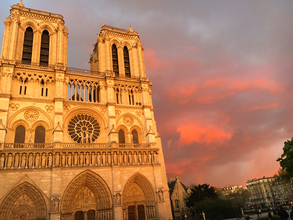 Richard Nahem’s a native New Yorker who’s now living, working and taking fine photographs in the City of Light – and he’s got his tour gigs down pat.