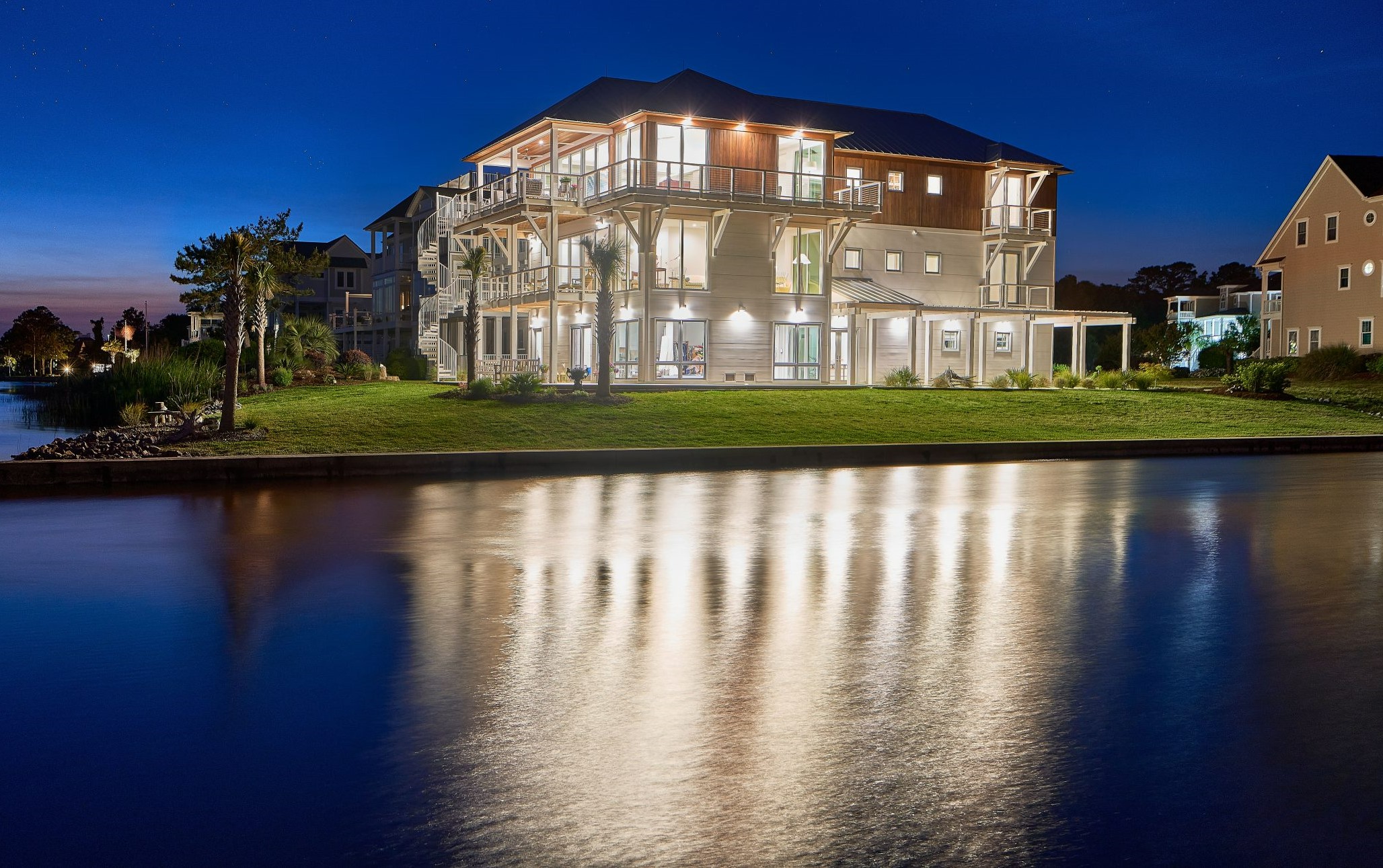 It’s a boat with a look all its own, and Pfirman nailed its design with 3,800-square-foot structure overlooking the Intracoastal Waterway.