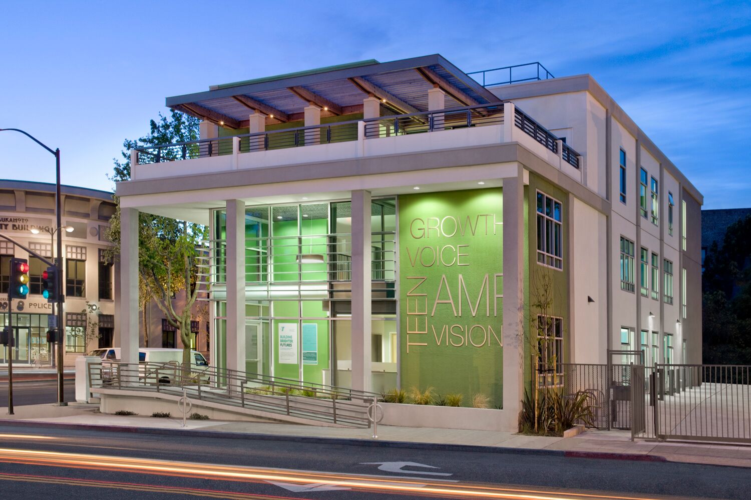 “We added a whole top story and cut openings in it,” says Alyson Yarus, a 21-year veteran at Noll & Tam Architects.