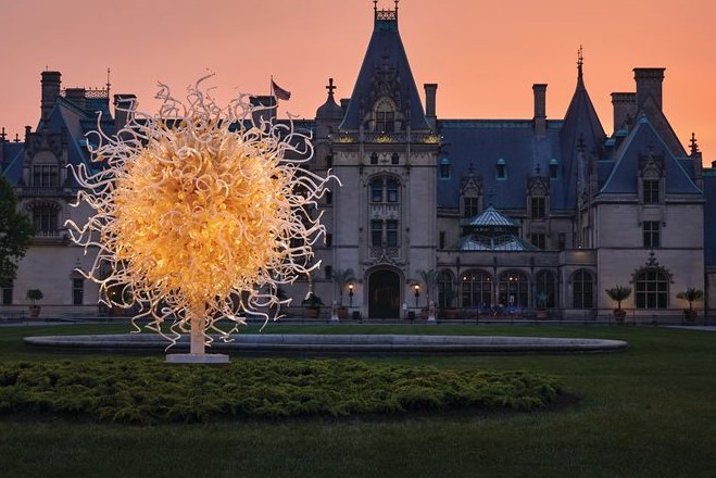It’s the culmination of an artful collaboration between Biltmore and a team representing Dale Chihuly.