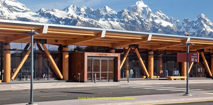 Though John Carney’s firm partnered with another in the design competition for the project and Gensler was ultimately selected, airport officials decided to hook the two up.