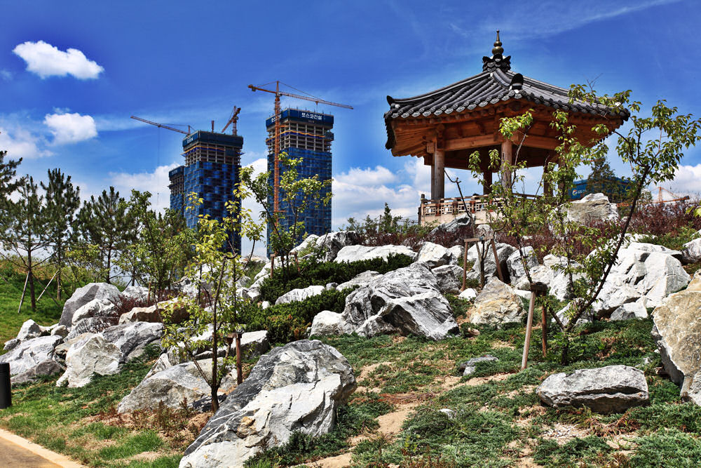 At Incheon, seventeen miles southwest of Seoul, Phase I of New Songdo City opened in August 2009.