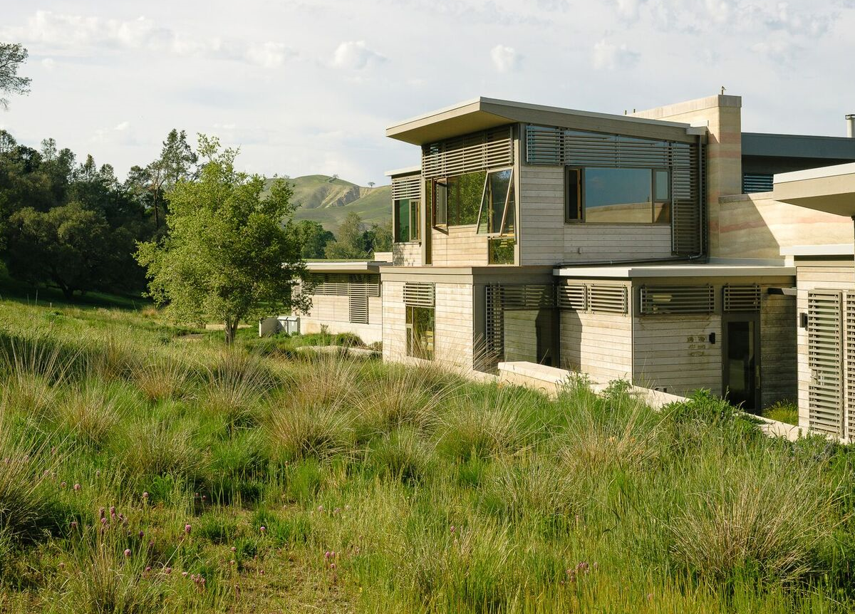 “We created a series of courtyards, with one focused on one of the oak trees, situated off the kitchen and breakfast area,” he says. “