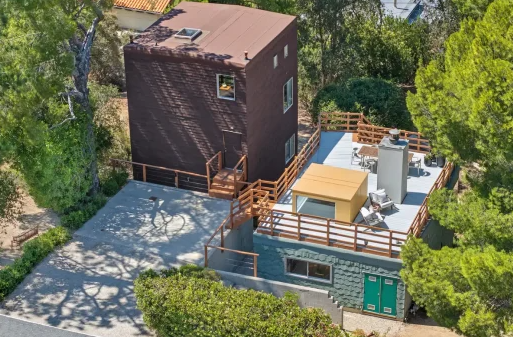 The Robert and Lesley Benson Residence, Calabasas CA by Frank Gehry