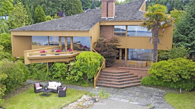 The Oscar C. and Lois Sandberg Residence, 7428 SE 71st Street, Mercer Island WA by Gordon Walker
