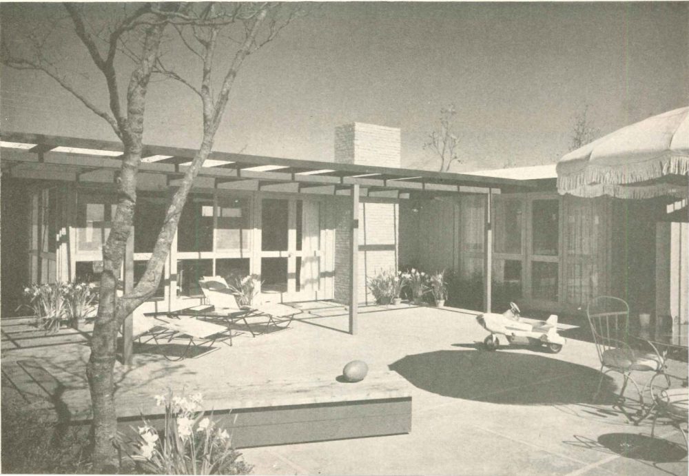 Deluxe Cliff May House, Dallas TX