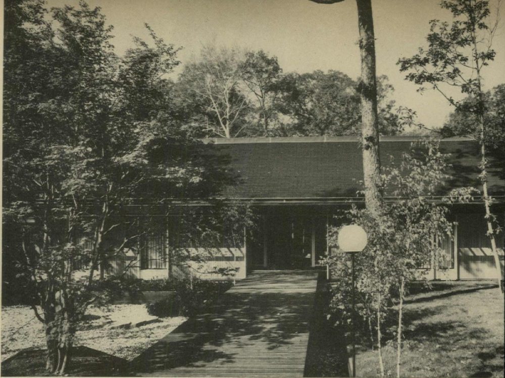 Inward-Turning Court House at Tenafly, Tenafly NJ