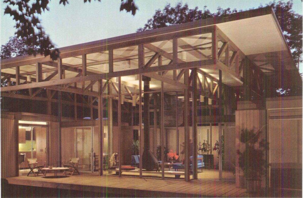 Glass-Walled Pavilion House in Guilford, Guilford CT