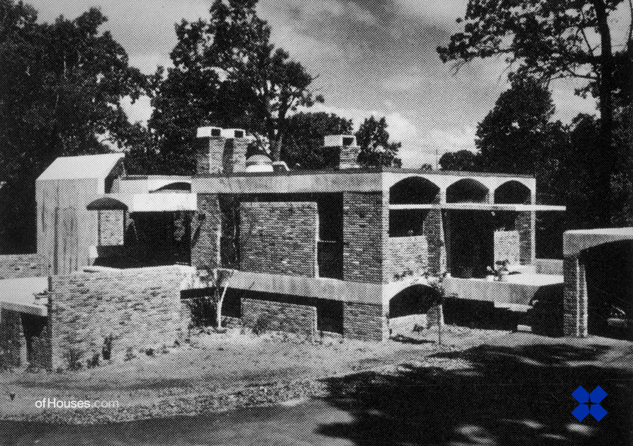 Katselas Residence