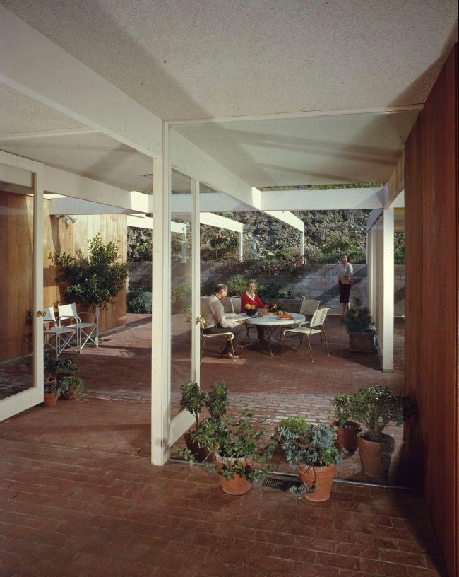 The Robert and Janet Addison House, Ventura CA by Carl Maston