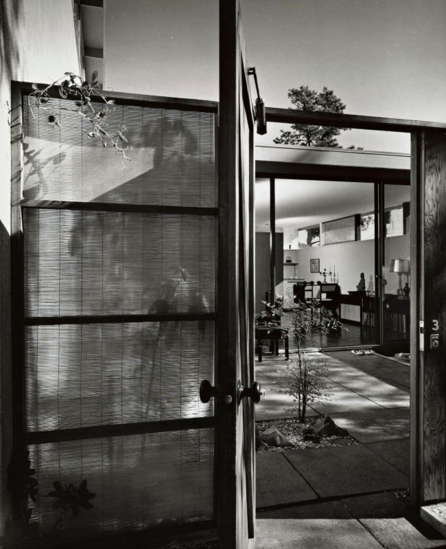 The Boulevard Apartments, Los Angeles CA by Carl Maston