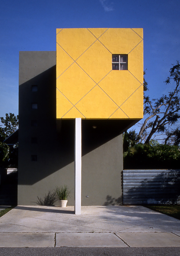 House on a 25 Foot Lot