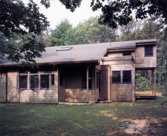 The David H. Frantz Jr. House, Vineyard Haven MA