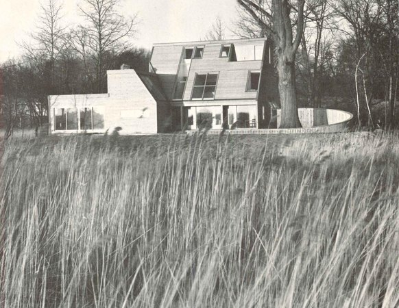 The Peter F. McSpadden House, Riverside CT by Prentice and Chan, Ohlhausen
