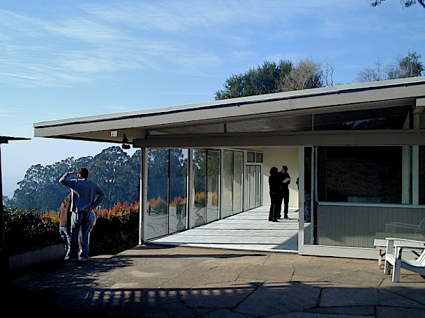 Neutra