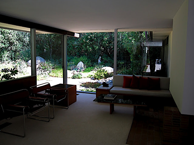 Neutra