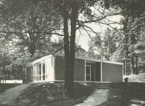 Service-Core House, Hollin Hills VA