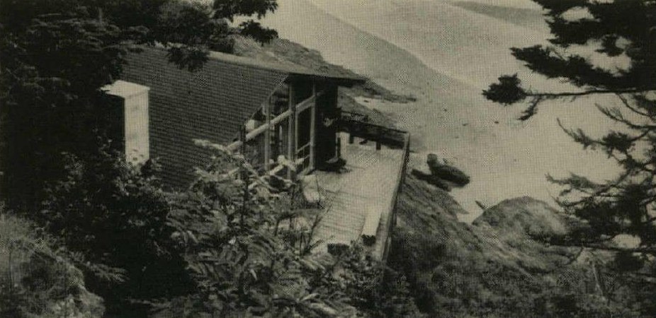 Techbuilt Compact Cottage at Small Point, Small Point ME