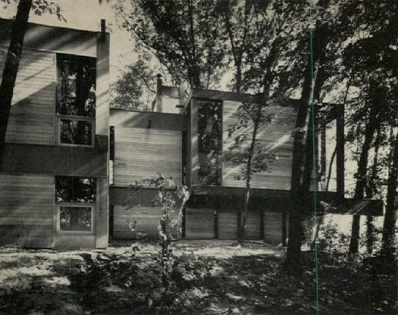 Cruciform House in Cedar Rapids, Cedar Rapids IA