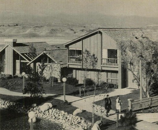 Valencia Hills Model Compound, Valencia CA