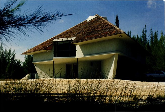 The William and Joan Abelove Residence by Alfred Browning Parker