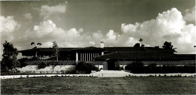 The Wallace and Georgette Groves Residence by Alfred Browning Parker