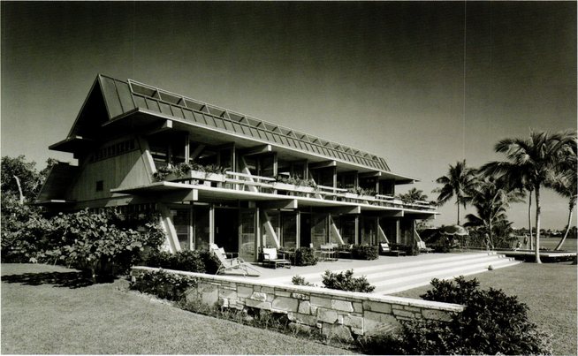 The Joseph and Henrietta Mass Residence by Alfred Browning Parker