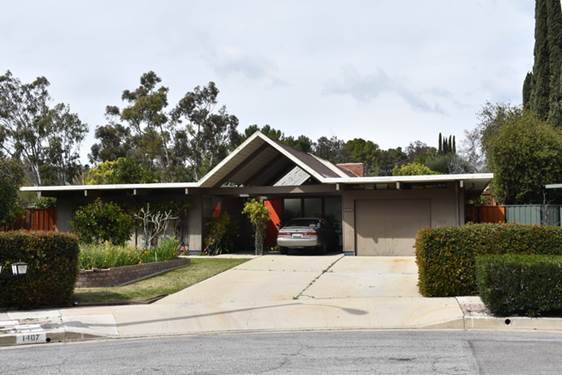 1407 Ellsworth Circle