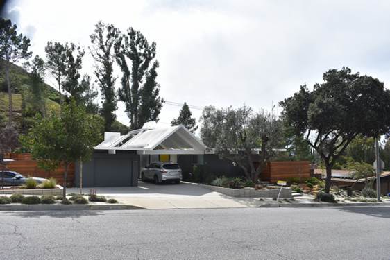 416 Camino Manzanas