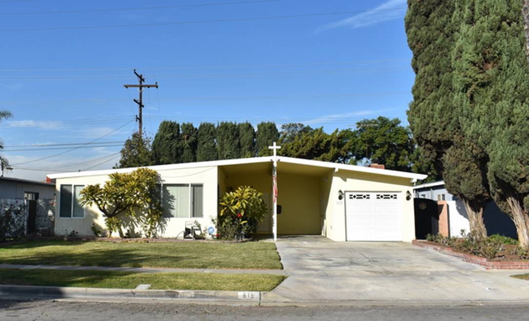 615 West Maplewood Avenue, A. Quincy Jones Jr. &Frederick Emmons 1955.JPG