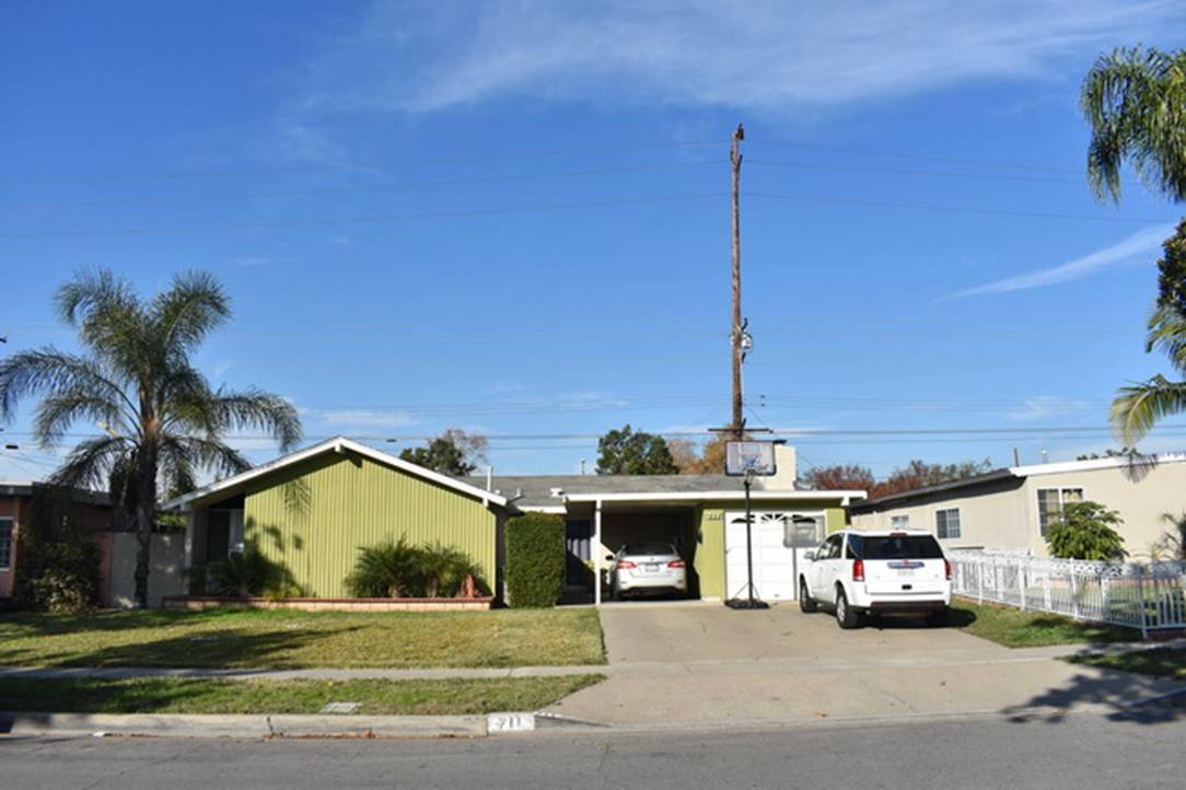 711 West Maplewood Avenue, A. Quincy Jones Jr. &Frederick Emmons 1956.JPG