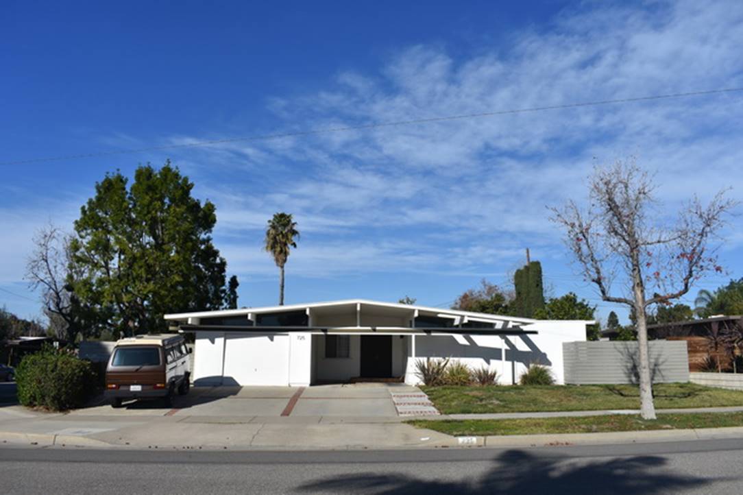 725 East Ferndale Avenue, A. Quincy Jones Jr. & Fredeick Emmons 1962.JPG