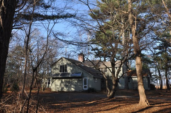 The Pillsbury Summer House by Eleanor Raymond
