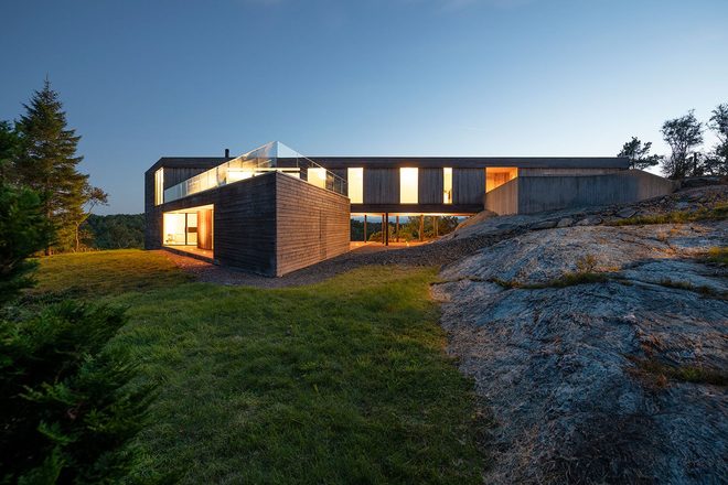 The Røksund House, aka Villa R, Mosterhamn, Bømlo, Norway by Todd Saunders