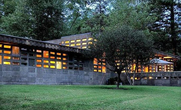 Frank Lloyd Wright