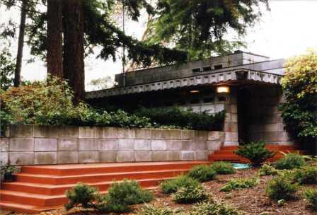 Frank Lloyd Wright