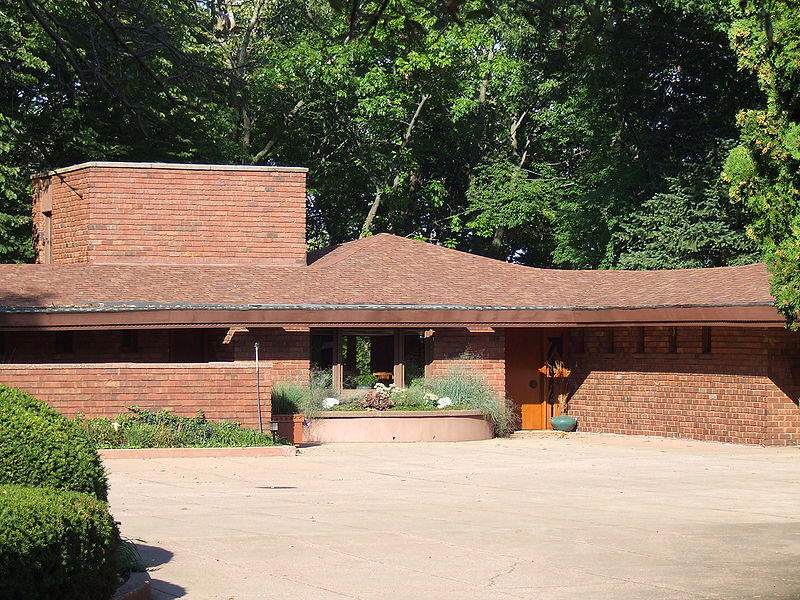 Frank Lloyd Wright