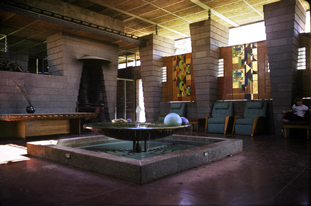 Frank Lloyd Wright