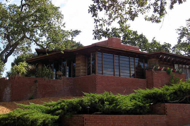 Frank Lloyd Wright