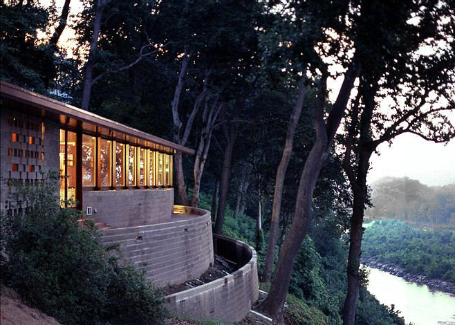 Frank Lloyd Wright