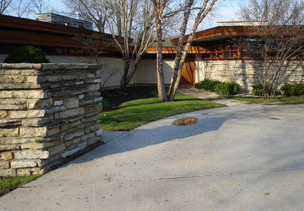 Frank Lloyd Wright